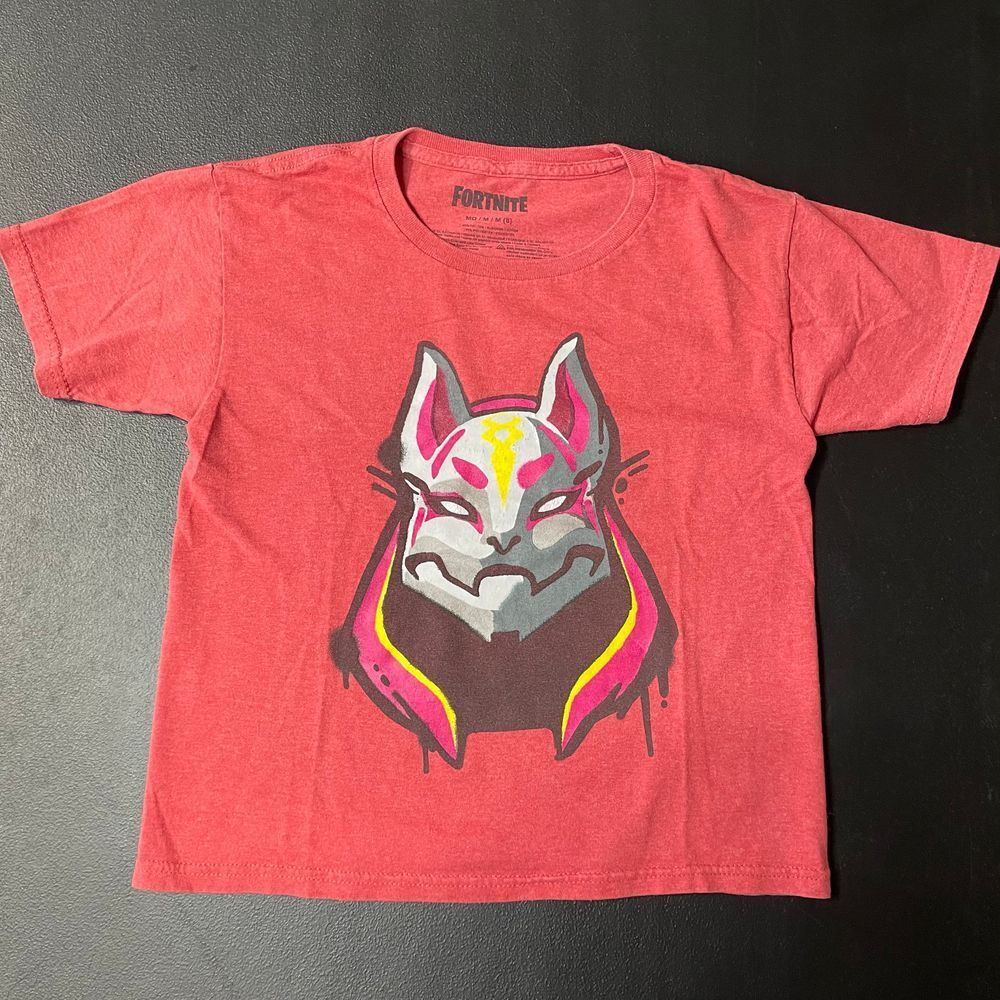 Fortnite Red Gray Wolf Graphic Print‎ T Shirt Casual Wear Comfort Kids Size M